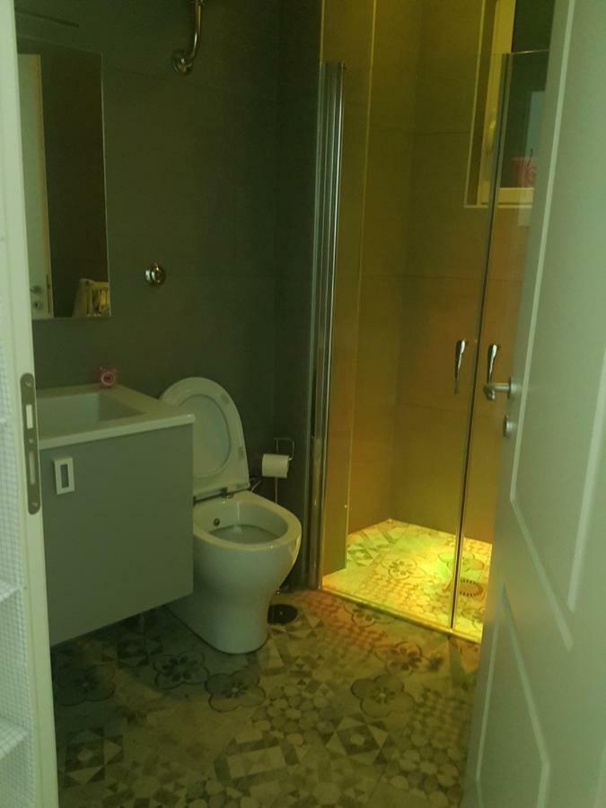 Small Bedroom Vomero'S Naples Exterior photo